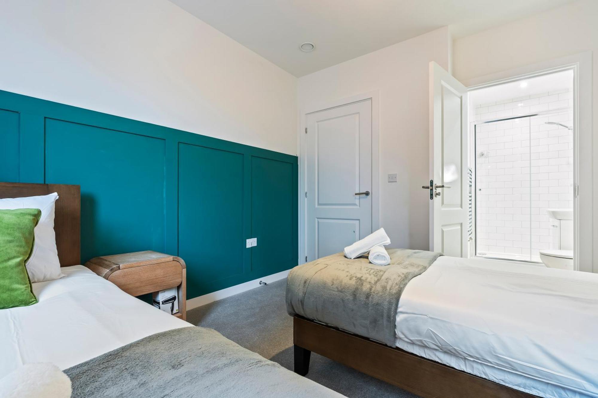 Evergreen Haven - Central 2Br - Free Parking W High Speed Wifi เบอร์มิงแฮม ภายนอก รูปภาพ